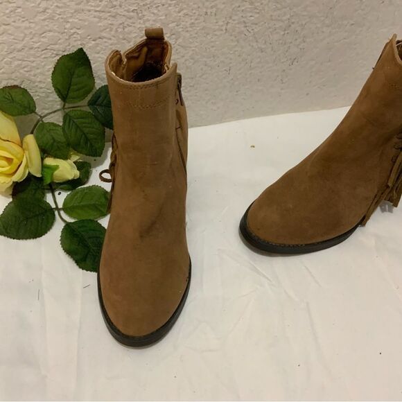 Rampage Fringe Ankle Boots vingnette size 6 M browns - Picture 3 of 10